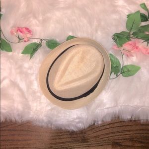 🖤One Size Fits All Straw Hat🖤